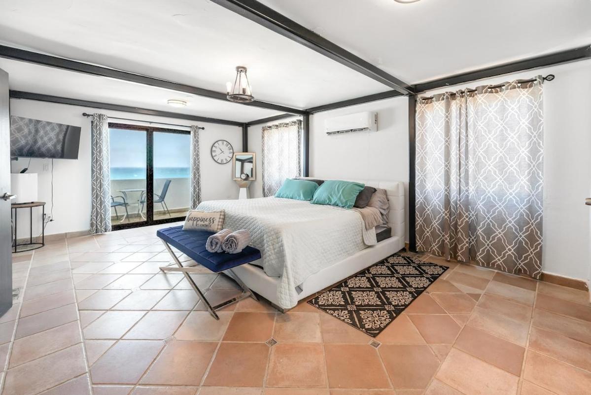 4 Bedroom Kikita Beach Villa Oceanfront W Pool 도라도 외부 사진